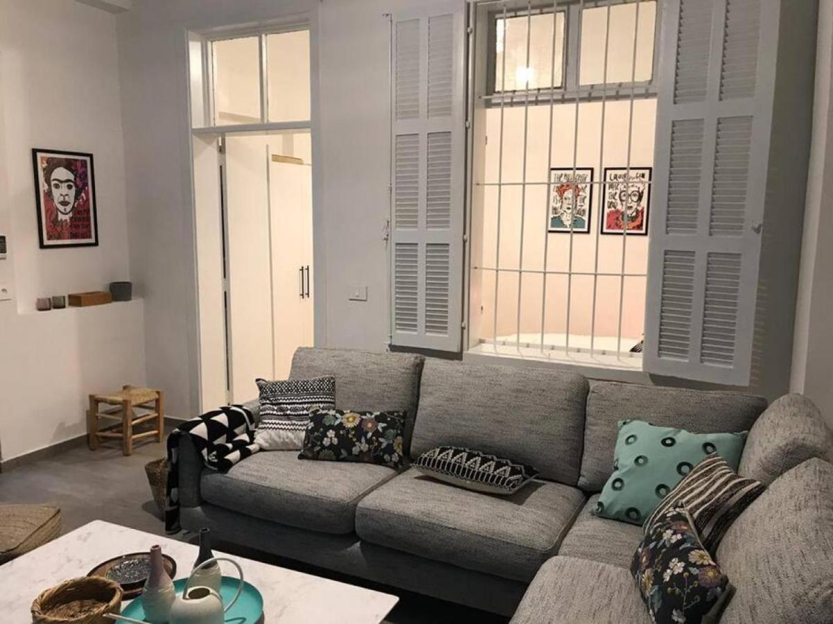 Apartment Skylight 1br Mar Mikhael
